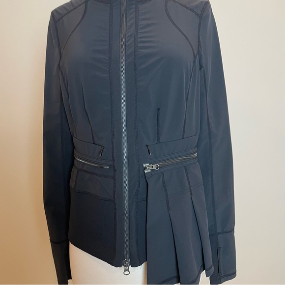 Zella Convertible Jacket - Picture 9 of 11